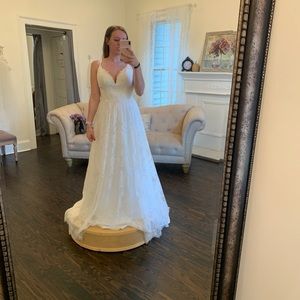 Wedding dress!!